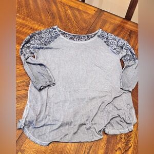 Arizona Jean Company Grayish/blue  Lace Accent Blouse